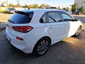 Hyundai i30 1.4i Comfort - 7