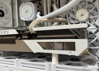 Ryzen 9 9900X3D\32GB\RTX 4080S\SSD\1000W Zdroj - 7