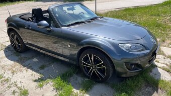 Mazda MX-5 Roadster - 7