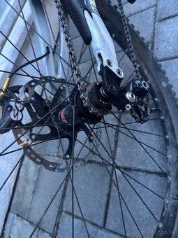 Commencal DH Supreme 2020 - 7