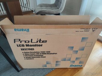 Monitor iiyama 32' - Pivot - 7