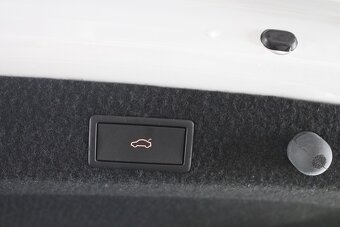 Škoda Octavia 2.0 TDI SCR Style DSG - 7