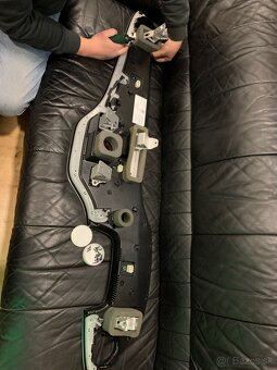 Oprava Mercedes-Benz Hyperscreen (MBUX) - 7