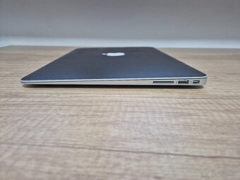 MacBook Air (13-inch, 2015) /Intel Core i5/4GB RAM/128GB SSD - 7