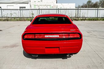 Dodge Challenger SRT8 6.4 MANUÁL 477PS - 7