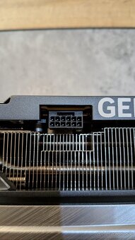 MSI GeForce RTX 5090 32GB SUPRIM SOC - 7