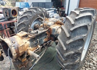 ROZPREDAM TRAKTOR ZETOR 7340TURBO NA DIELY - 7