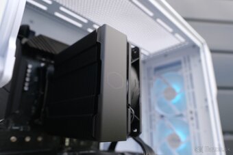 Herný PC, Ryzen 7 5800X, RTX 3060 Ti, 32GB RAM, SSD, 24m - 7