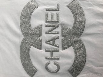 CHANEL damske tricko white L kupované v Barcelone - 7