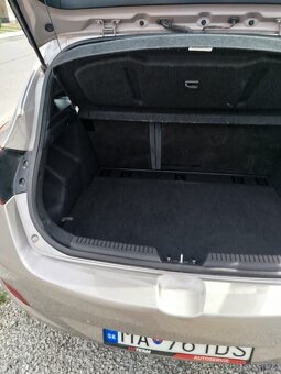 Predám Hyundai i30 - 7