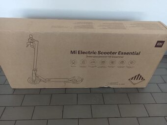 Predám elektrickú kolobežku Xiaomi Essential - 7