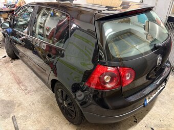 Rozpredám VW Golf 5 1.9 TDi - 7