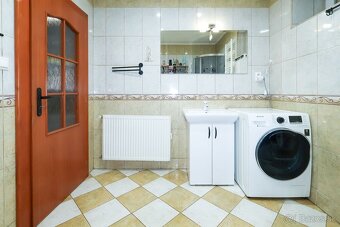 Na predaj 5-izbový rodinný dom v meste Šahy - 7