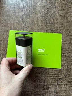 Robotický vysávač iRobot Roomba 696 Wifi - 7