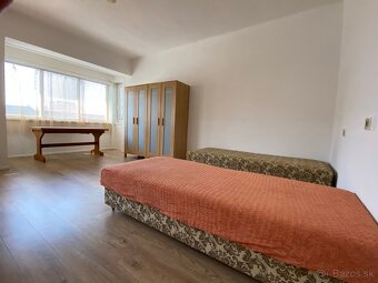 Rodinny dom v Senci - PRENAJOM - 7