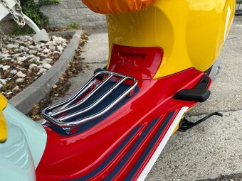 Vespa Primavera – Sean Wotherspoon - 7