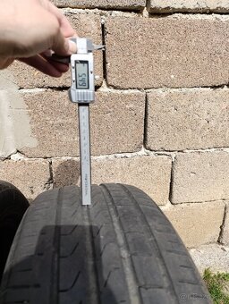 Pirelli 235/50 r19 - 7