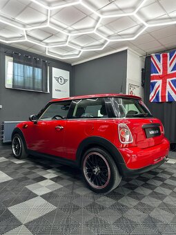 Mini Cooper One 1.6 benzín 2013 - 7