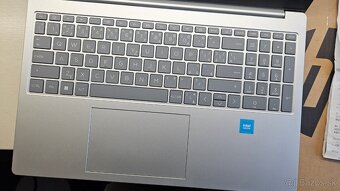 Zánovný notebook HP v záruke - 7