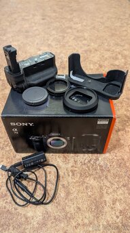 Predám Sony A7 II + obj. Tamron 35/2,8 - 7