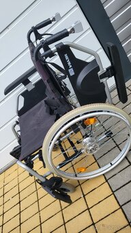 invalidny vozík 50cm pridavne brzdy pre asistenta odľahčeny - 7