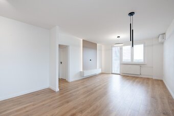 Dizajnový 2-izbový byt po nadštandardnej rekonštrukcií - 7