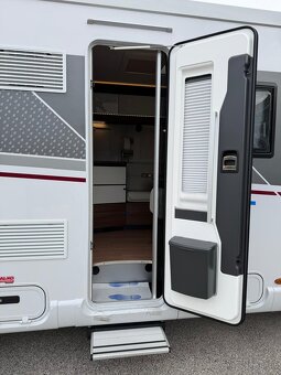 RAPIDO 8096df 4os 3,5T 180PS AUT Dvojitá podlaha - 7