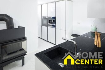 NA PREDAJ LUXUSNÁ kamenná vila / 250 m² / na ostrove HVAR - 7