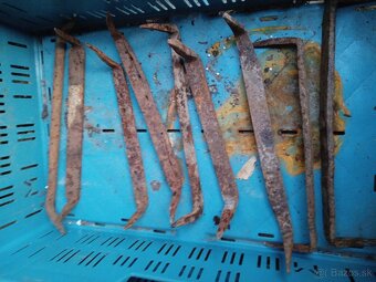 Klamre veci do starej kuchyne - 7