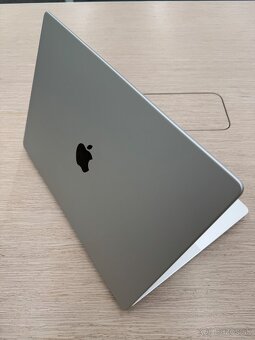 MacBook Pro (16-palcový, 2021) - 7
