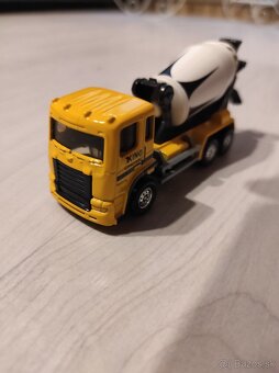 matchbox a hotwheels - 7
