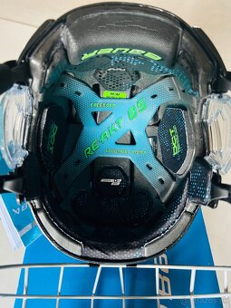 Predám prilbu Bauer Re-Akt 85 Combo SR nová - 7