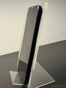 Predám Apple iPhone 13 128GB Black malé Známky používania - 7
