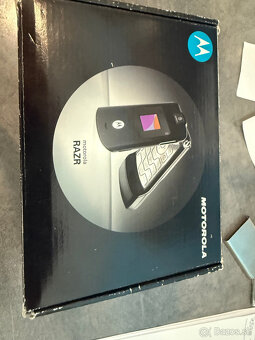 MOTOROLA V3 - 7