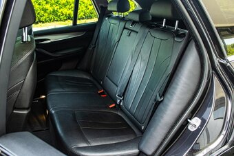 BMW X5 xDrive30d A/T 258PS - 7