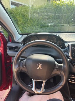 Predám peugeot 208 1,2 pure tech - 7