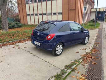 Opel Corsa 1.4 benzín 2011 - 7