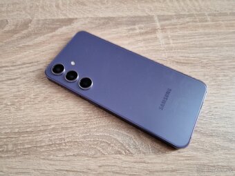 Samsung Galaxy S24 128GB FIALOVY - 7
