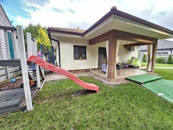 Moderný 4 izbový bungalov s krásnym pozemkom, tichá l… - 7
