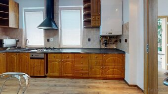 SÚBOR 2 BYTOV - SÍDL. JUH , TO - 7