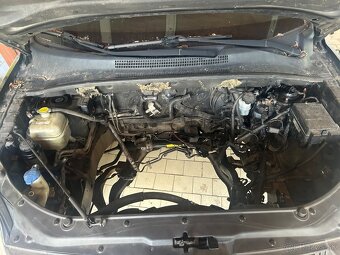 KIA Sportage 2.0 - 7