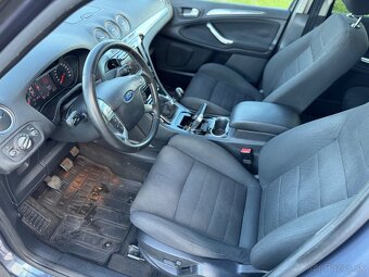 Ford S-Max 2.0 TDCi Titanium (Euro 4) 7m - 7