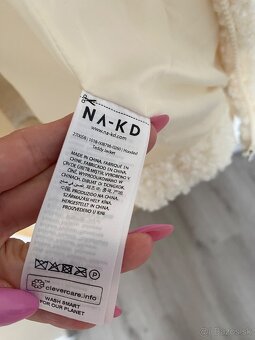 Zimný kabát NA-KD - 7