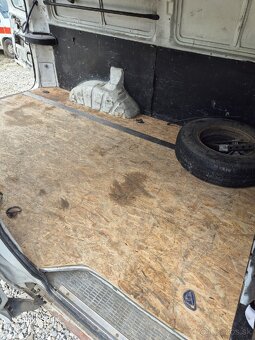 Hyundai H1 - 7