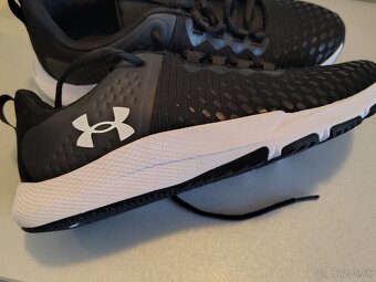 Pánska tréningová obuv Under Armour UA Charged Engage 2 M 30 - 7