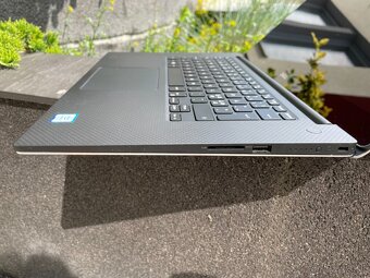 Dell Precision 5510 - CPU i7 / dotykový 4k display / NVIDIA - 7