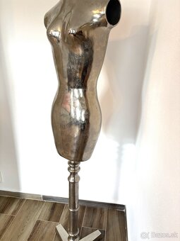 Staromestský 2-izb.byt s parkovacím miestom, Nitra, centrum - 7