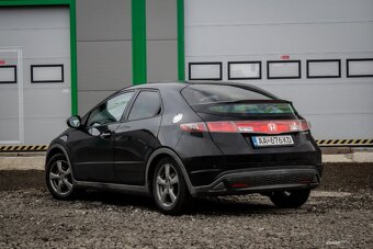 Honda Civic 8g 1.4 61kw MT/6 2006 - 7