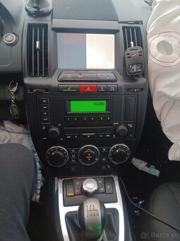 Rozpredám Land Rover Freelander 2 2.2TD4 110kw  4x4 224DT - 7