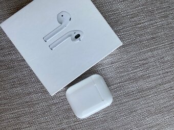 Apple AirPods 1.gen 2019 - 7